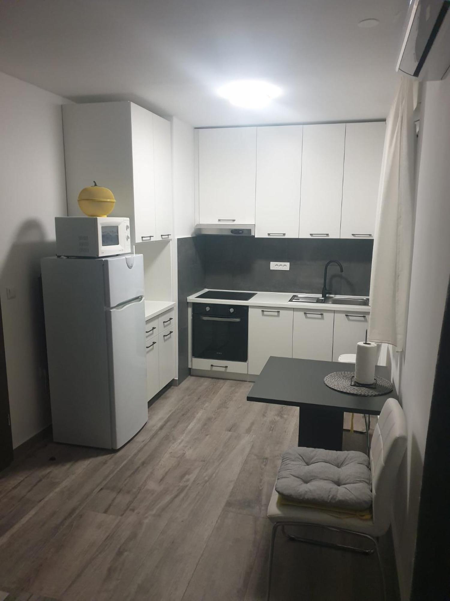 Apartament Apartman Fox Split Zewnętrze zdjęcie